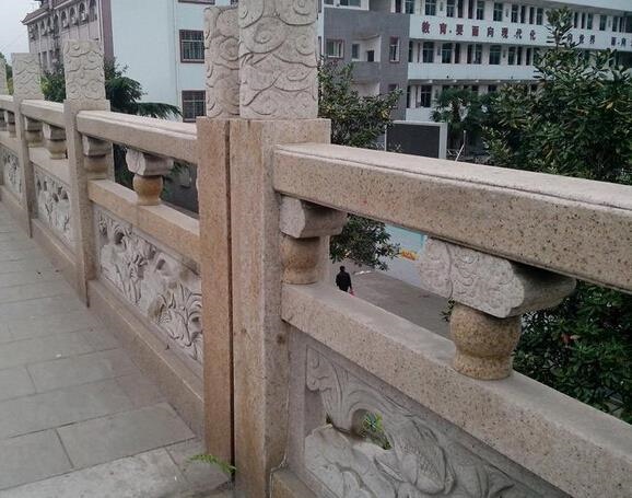 橋欄桿的結(jié)構(gòu)用材